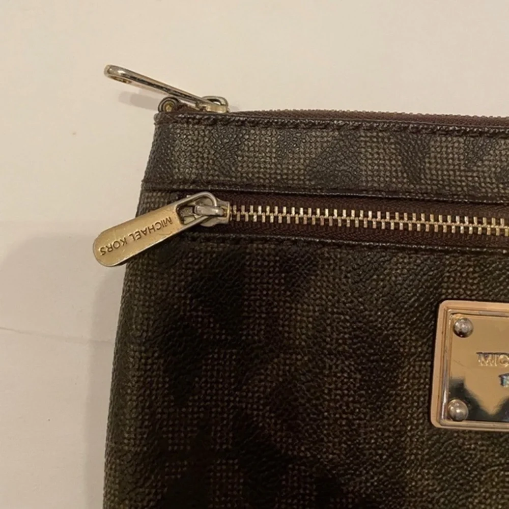 Michael Kors Brown Signature Monogram Wristlet Pouch Gold Hardware Wallet Clutch